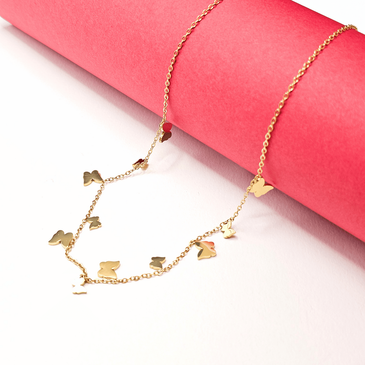 Chivelle Golden Flutter Necklace