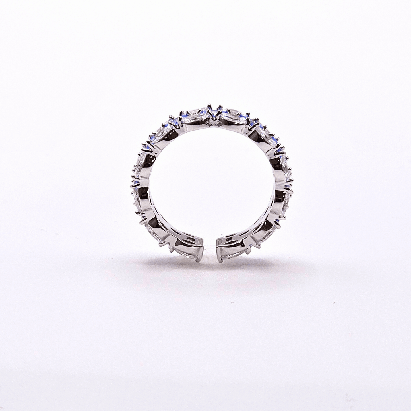 Chivelle Luxe Sapphire & Diamond-Cut Eternity Ring– Premium 18k White Gold Plated