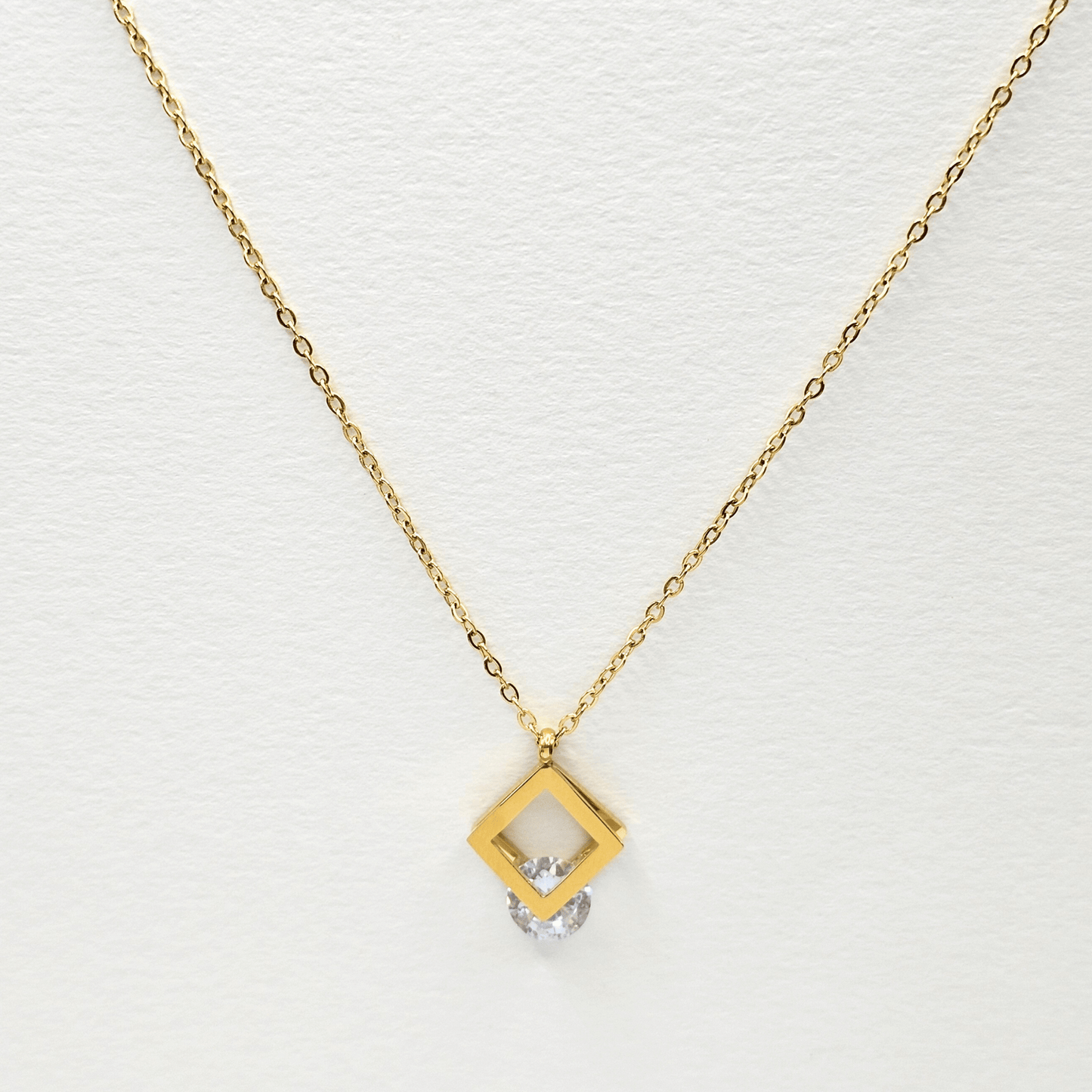 Chivelle Geometric Grace Pendant Necklace – Minimalist Square Frame with Cubic Zirconia Accent