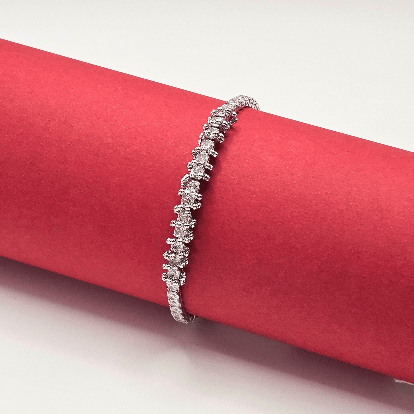 Delicate Silver-Toned Bracelet – Adjustable with White Stones