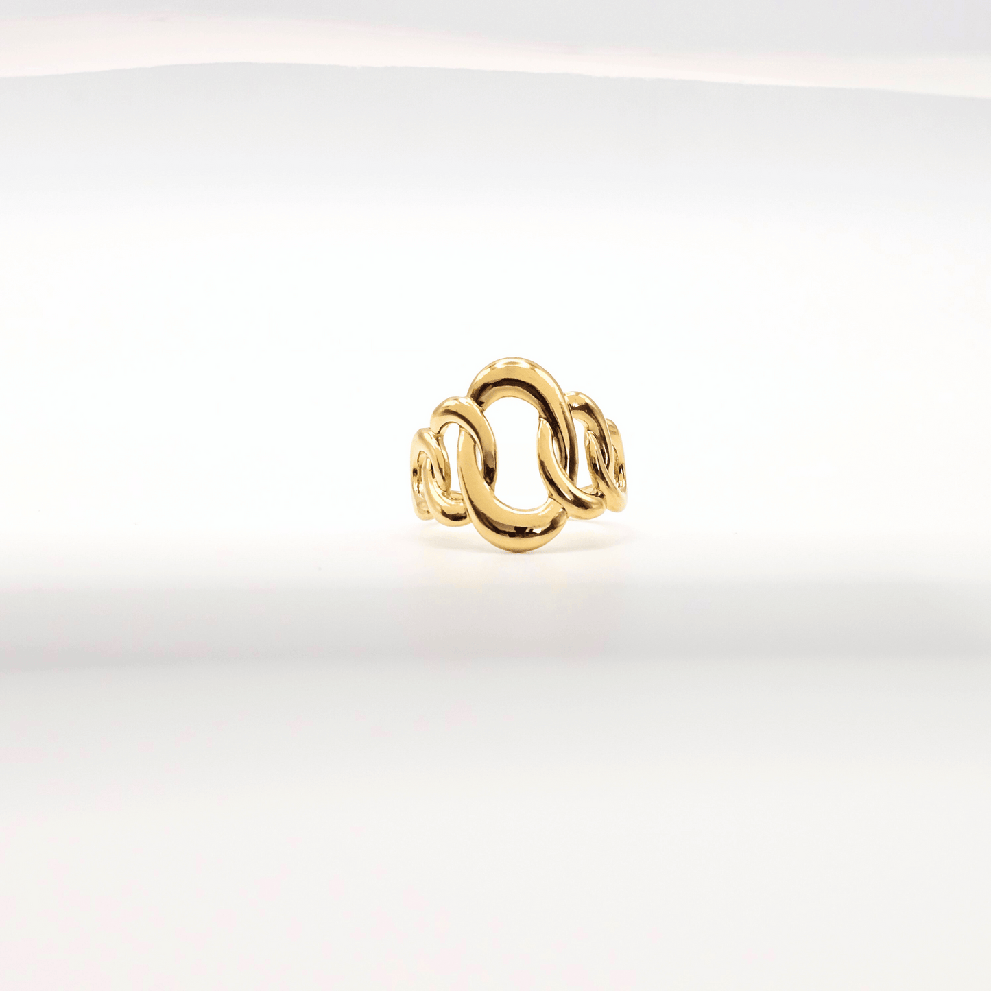 Chivelle Riviera Bold Chain Statement Ring