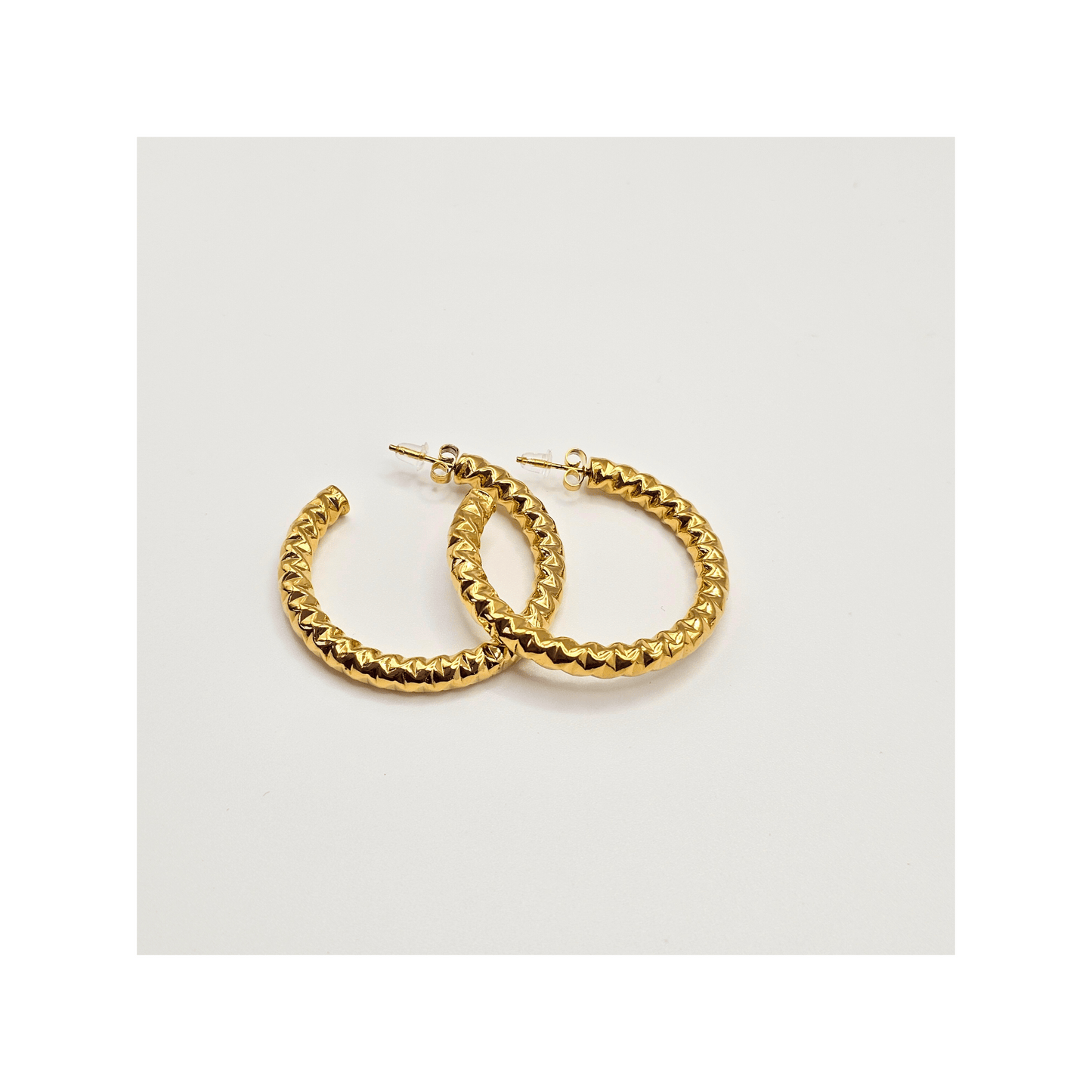 Chivelle Radiance Textured Hoop Earrings