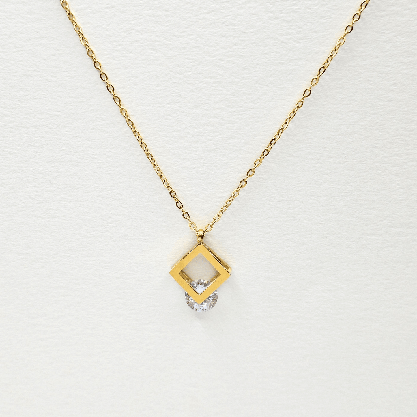 Chivelle Geometric Grace Pendant Necklace – Minimalist Square Frame with Cubic Zirconia Accent