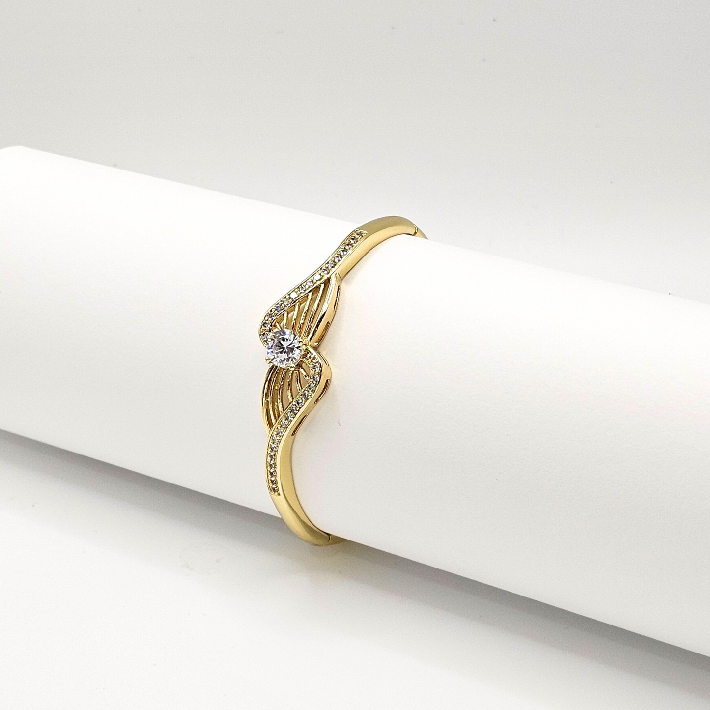 Swirl Design Hinge Bangle Bracelet – 18K Gold Plated
