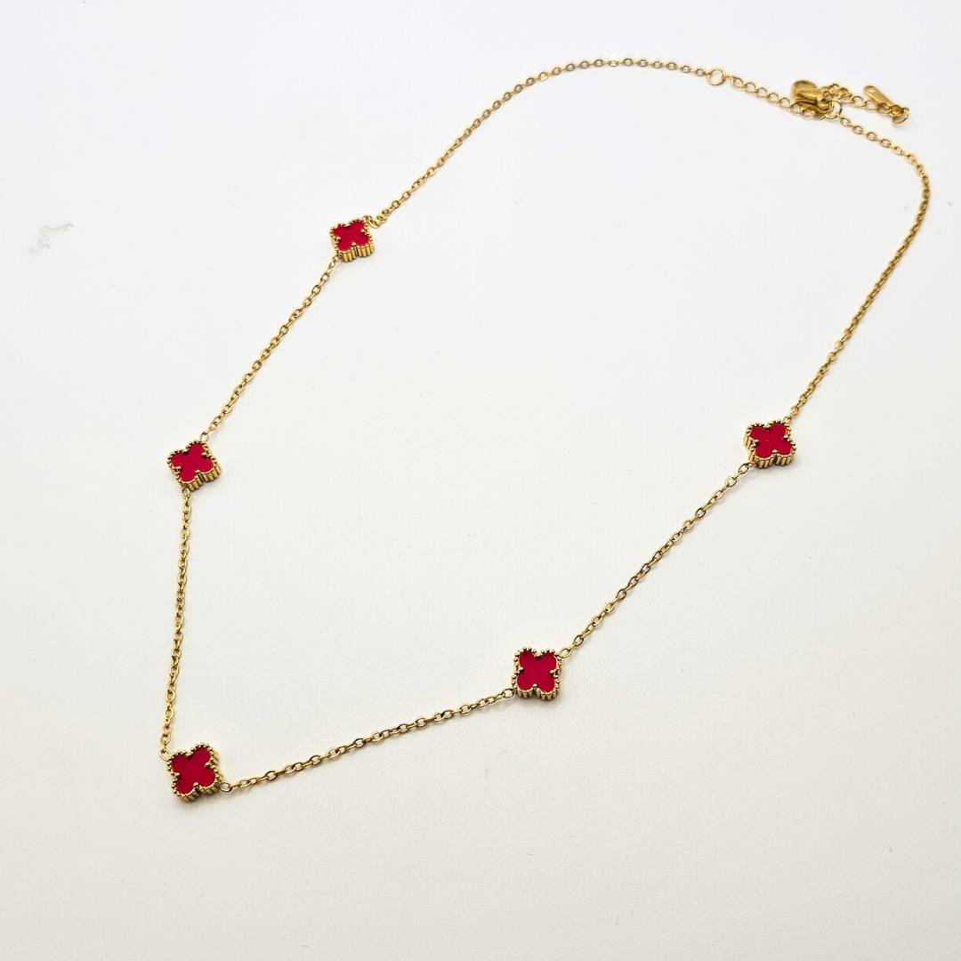 Chivelle Clover Luxe 5-Petal Mother of Pearl Necklace