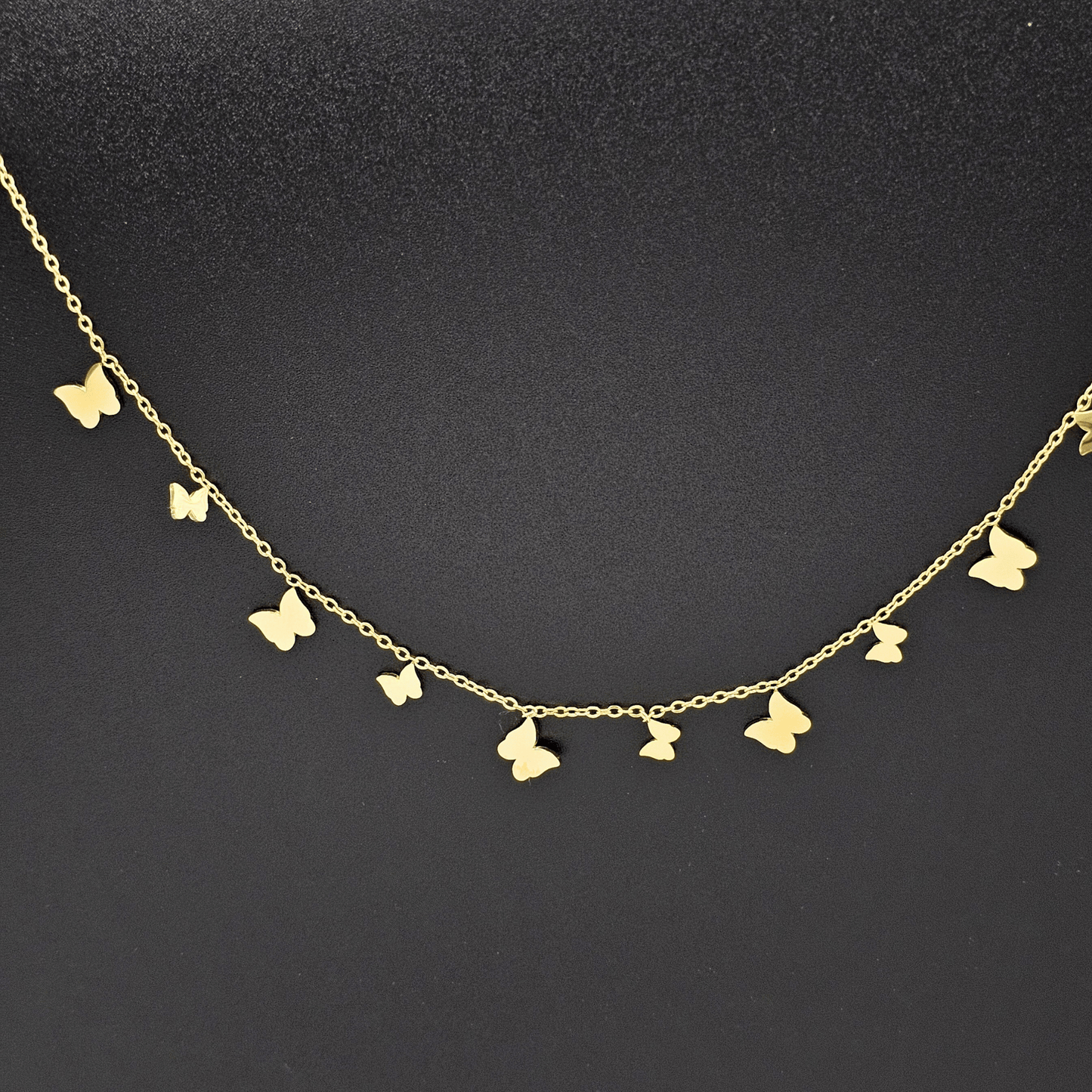 Chivelle Golden Flutter Necklace