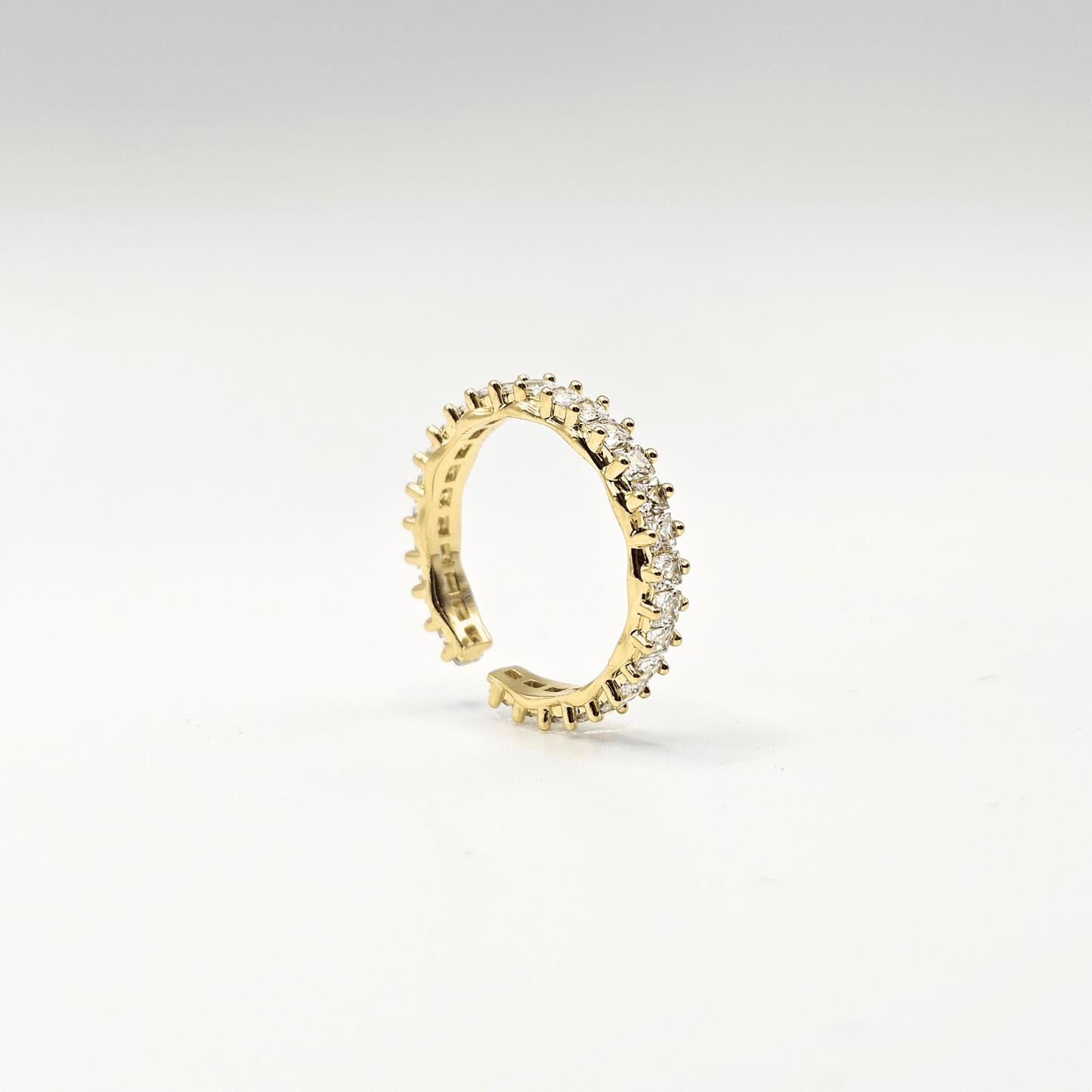Chivelle Luxe Radiance Gold Eternity Band