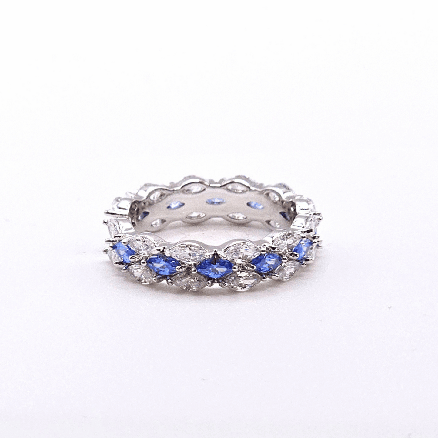 Chivelle Luxe Sapphire & Diamond-Cut Eternity Ring– Premium 18k White Gold Plated
