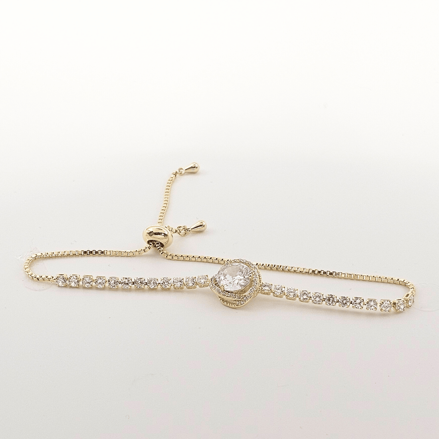 Radiance Bloom solitaire Adjustable Bracelet – Gold & Silver