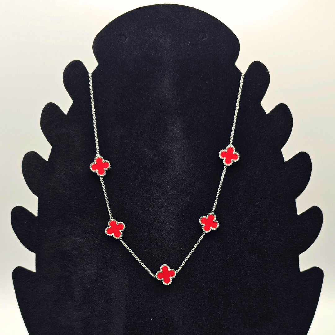 Chivelle Clover Luxe 5-Petal Mother of Pearl Necklace