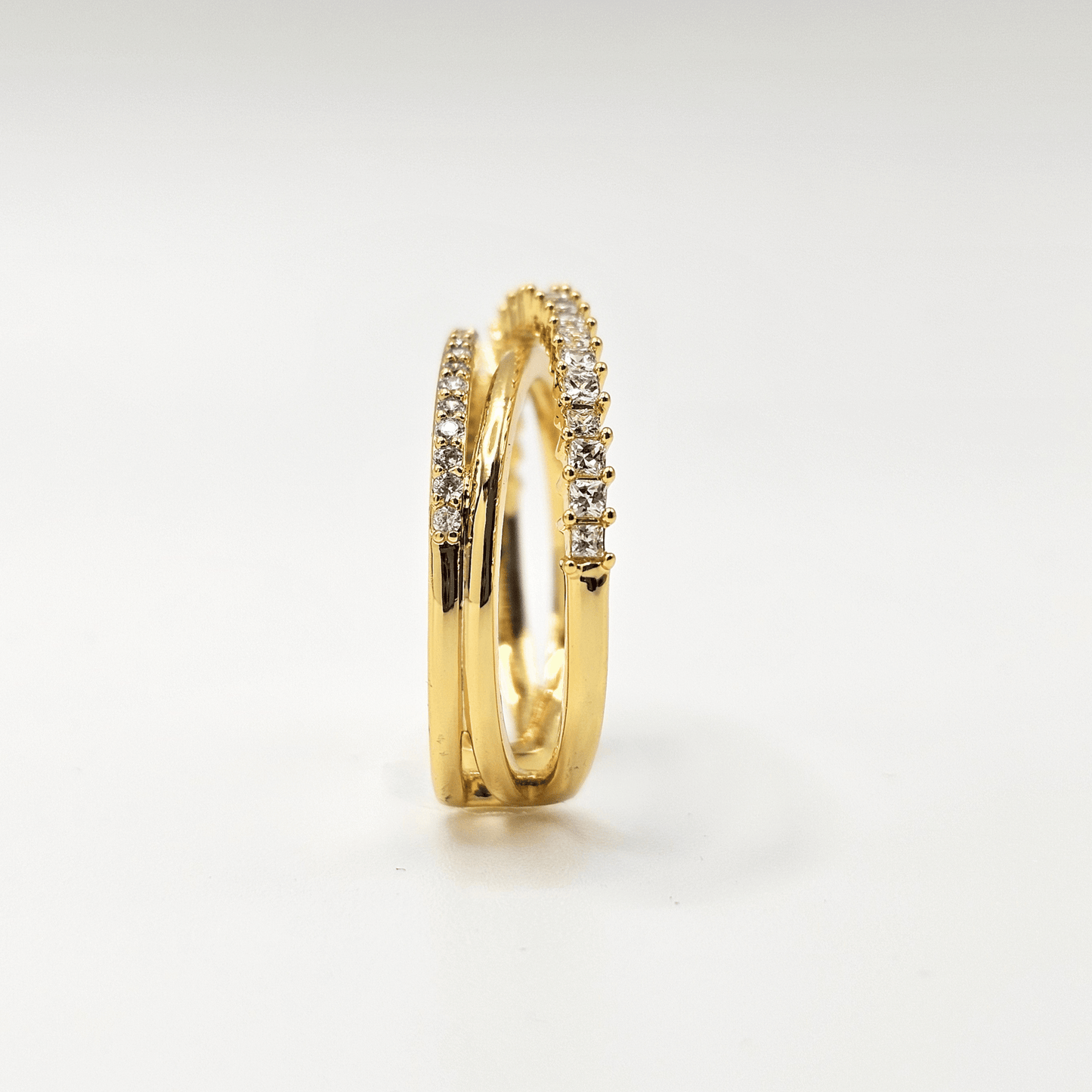 Chivelle Criss-Cross Sparkle Eternity Band