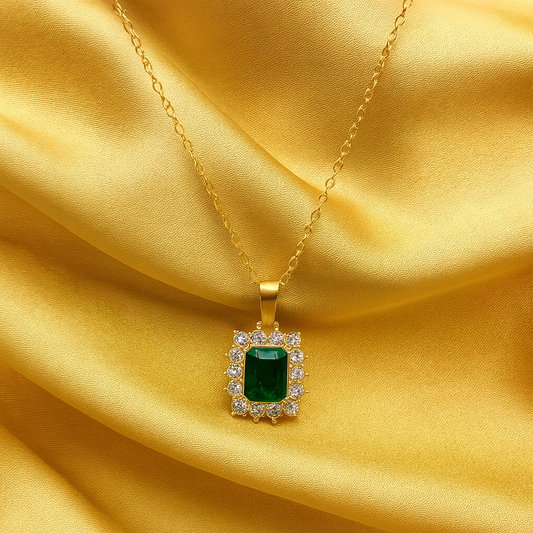 Chivelle Emerald Halo Pendant Necklace