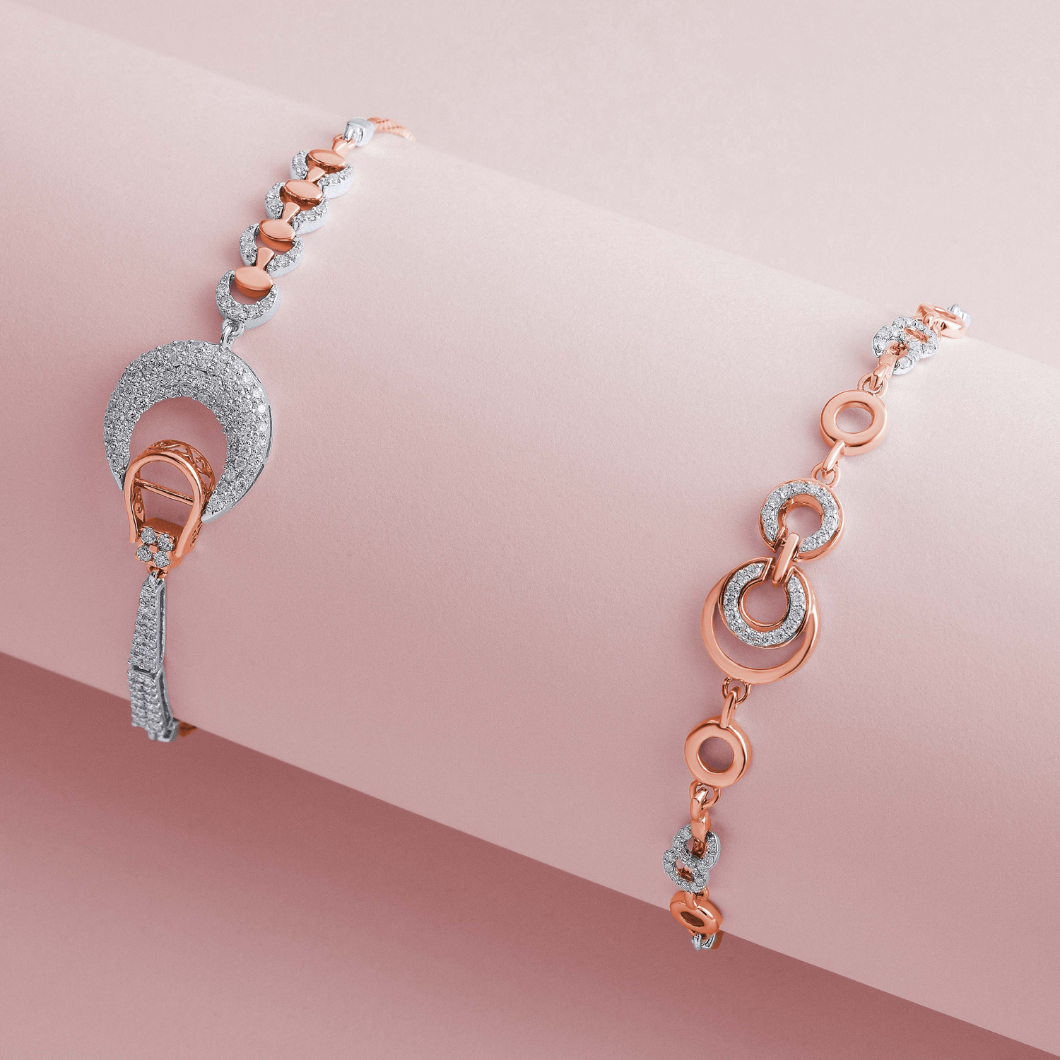 Chivelle 18k gold plated minimalist bracelet with a timeless, elegant design – perfect for everyday wear or gifting.