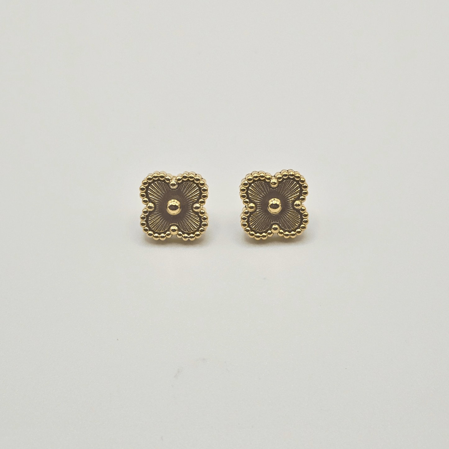Chivelle Clover Stud Earrings