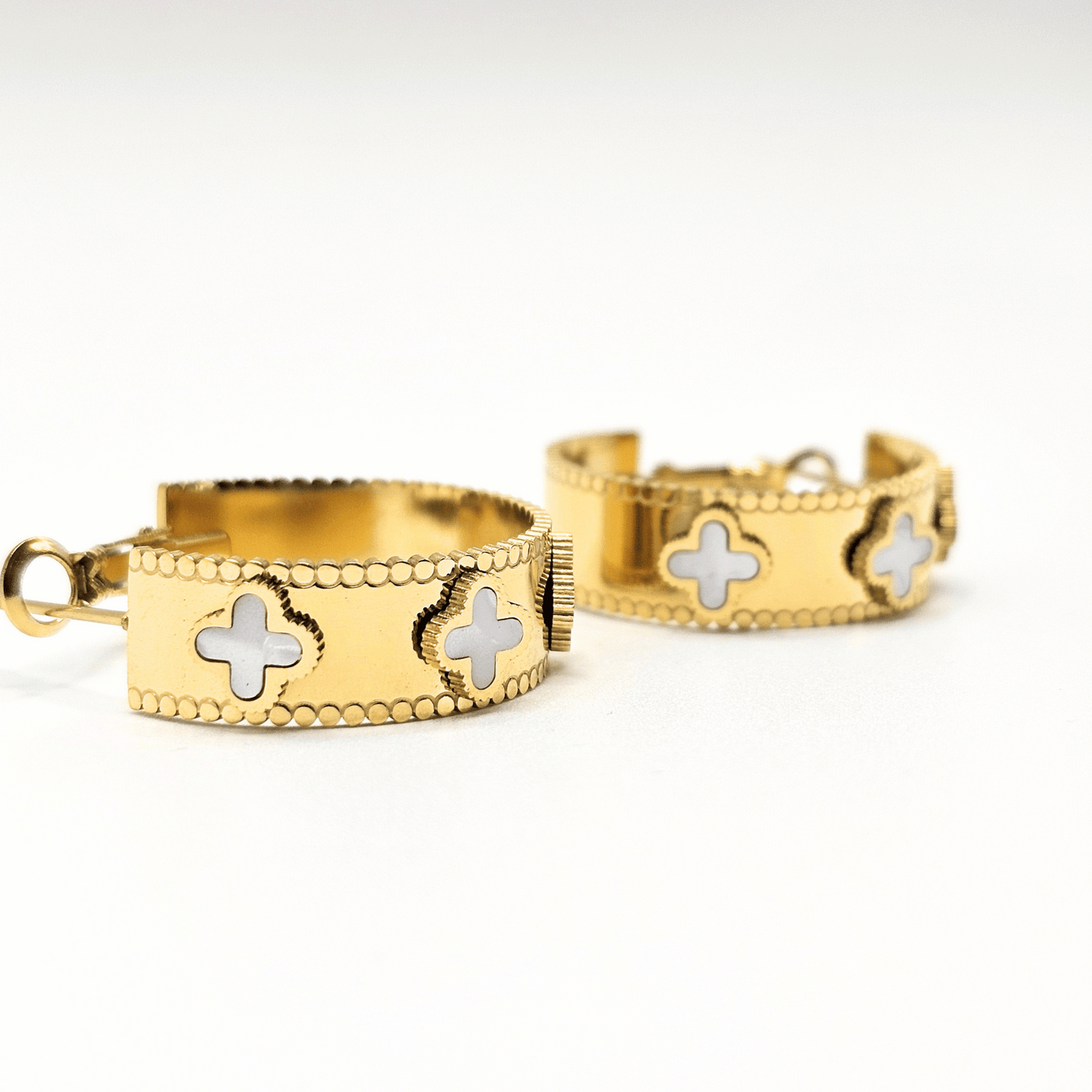 Chivelle Everyday Collection – White Mother of Pearl Clover Hoop Earrings