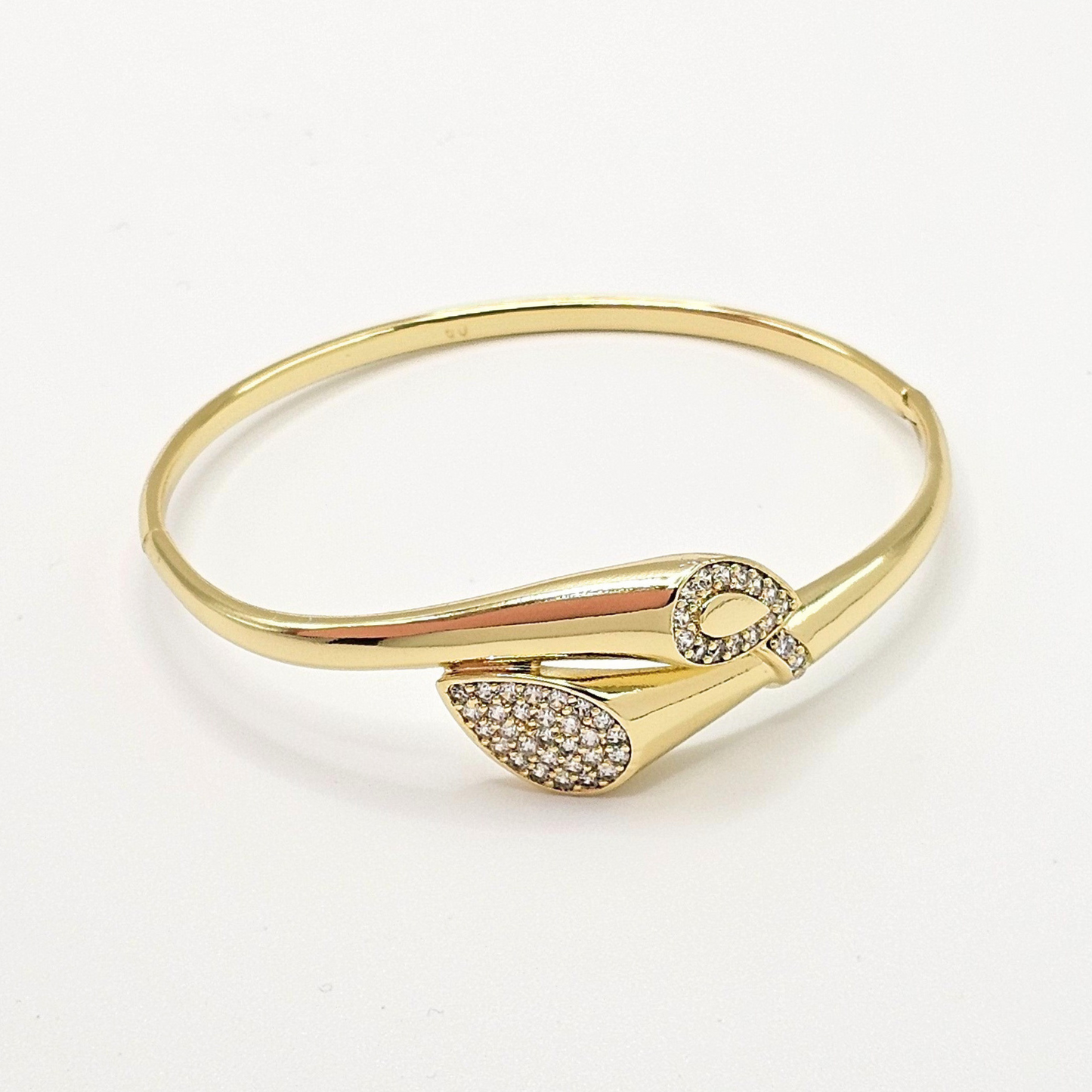 Chivelle Crystal Snake Head Hinge Bangle – 18K Gold Plated