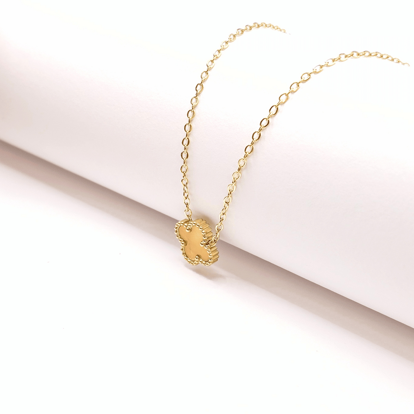 Chivelle Clover Pendant Necklace – Gold, White, Black & Orange
