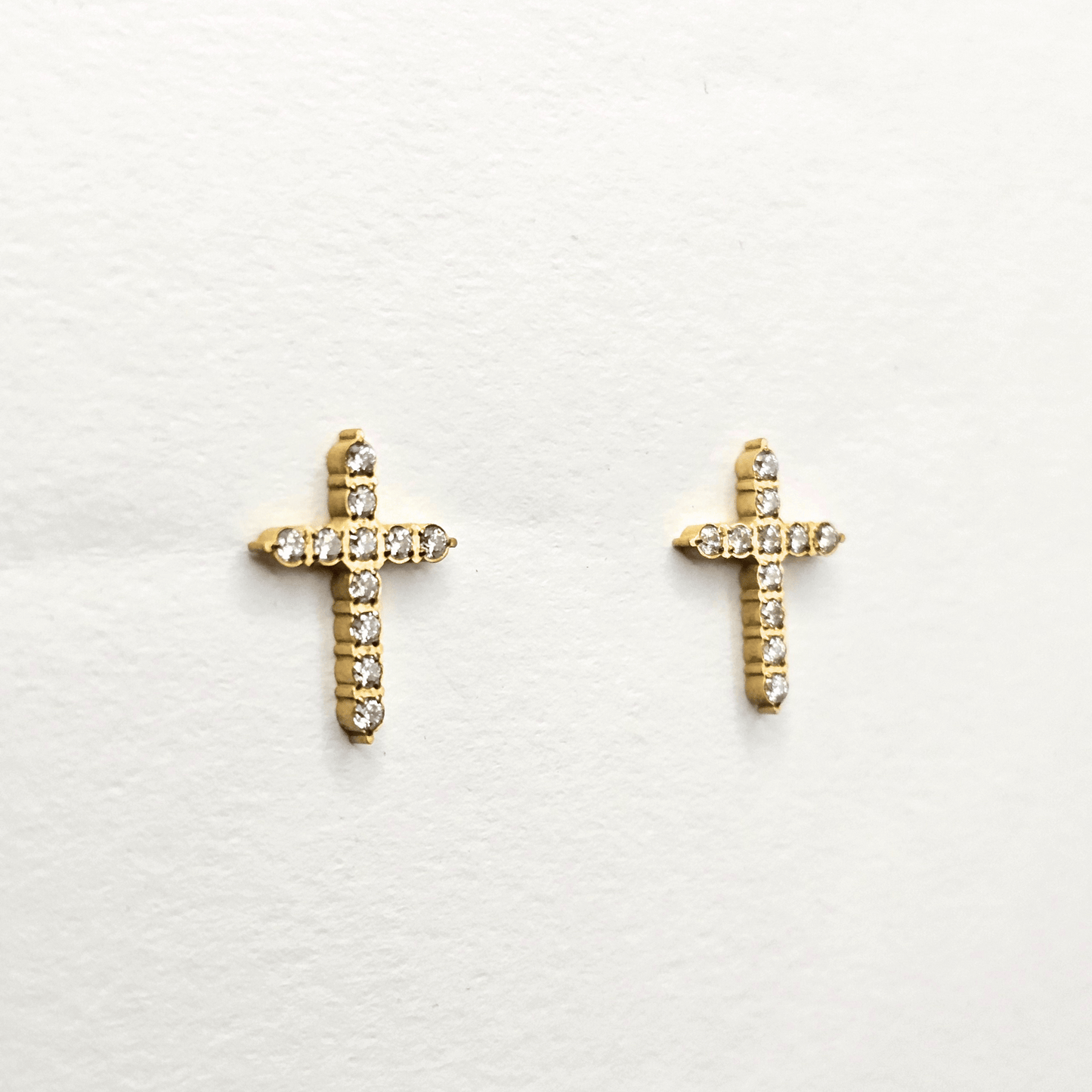 Chivelle Luxe Cross Diamond Stud Earrings