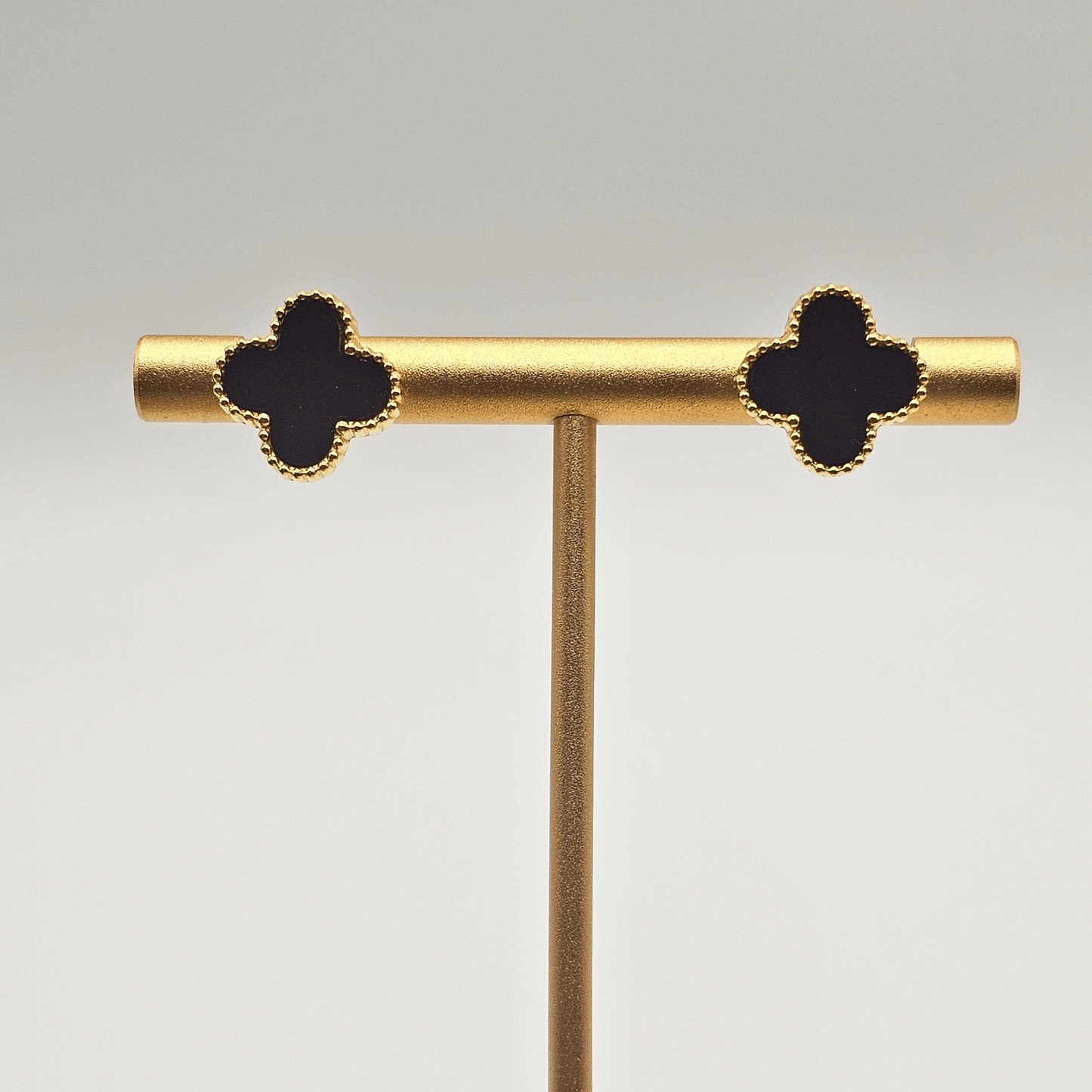 Chivelle Clover Stud Earrings