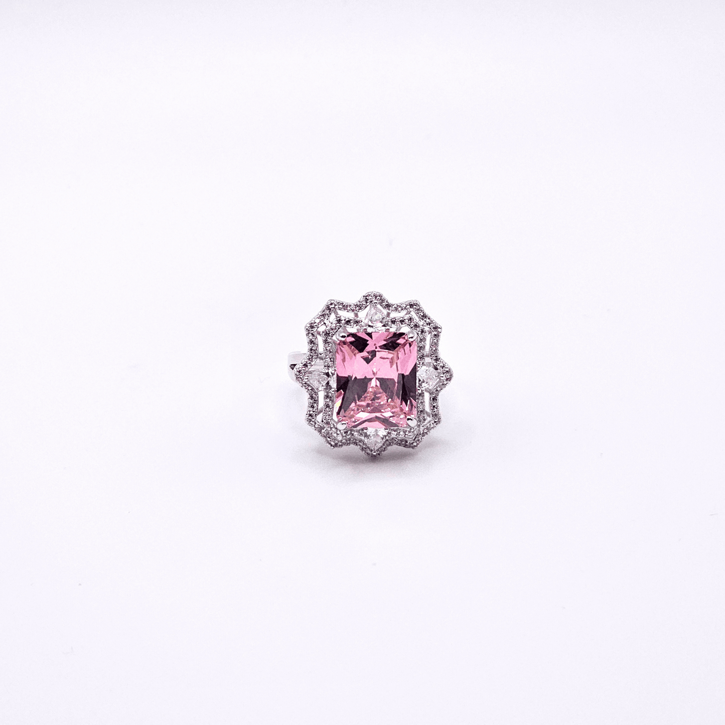 Chivelle Radiance Regal Statement Ring – Gold with White Stone / Silver with Pink Stone