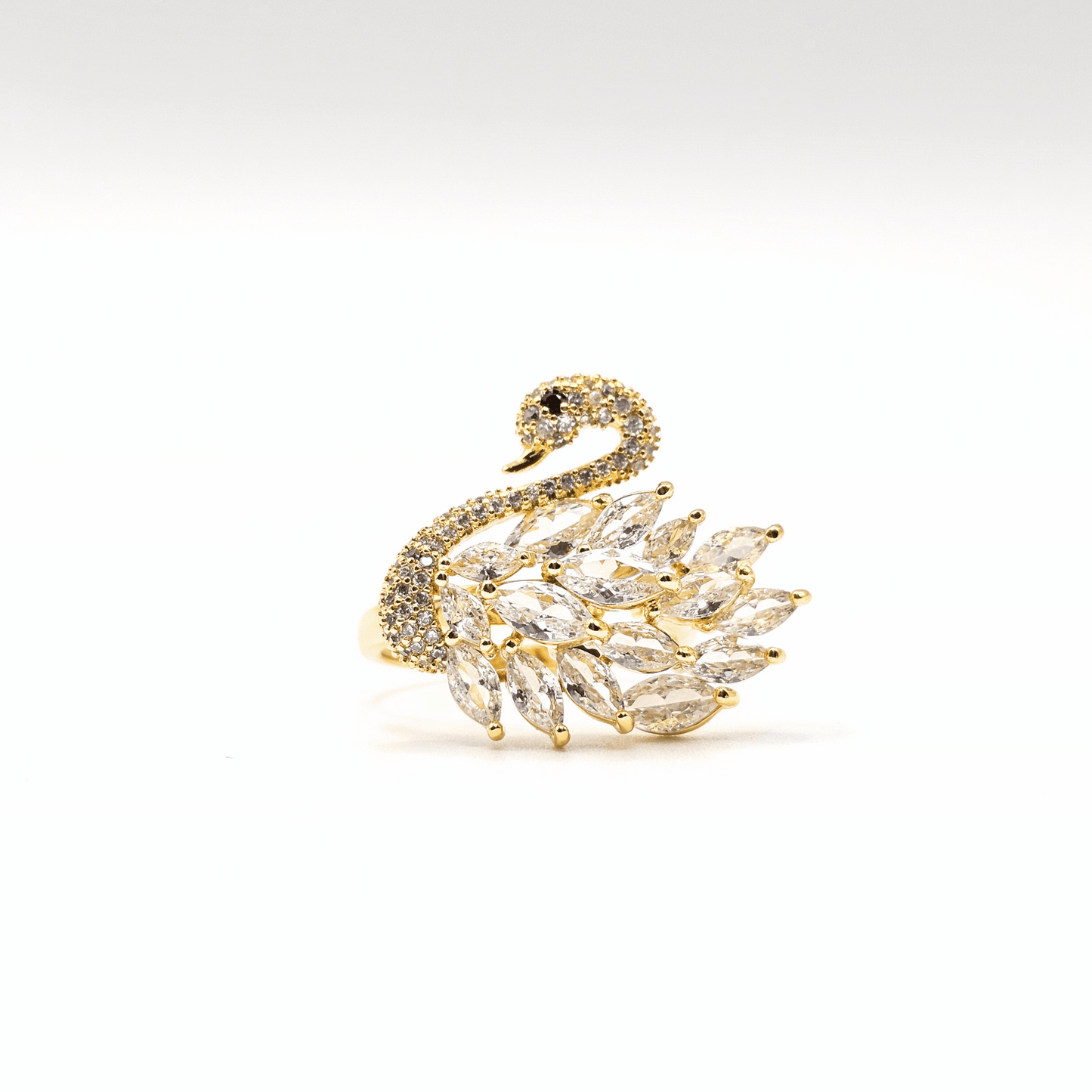 Chivelle Swan Elegance Statement Ring – Gold / Silver