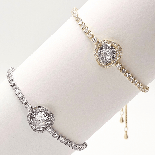 Radiance Bloom solitaire Adjustable Bracelet – Gold & Silver