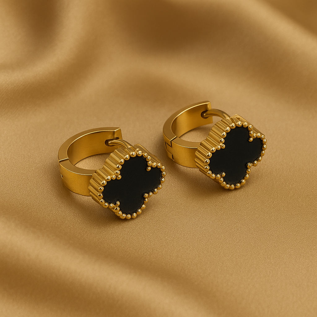 Chivelle Clover Huggie Hoop Earrings – Everyday Collection