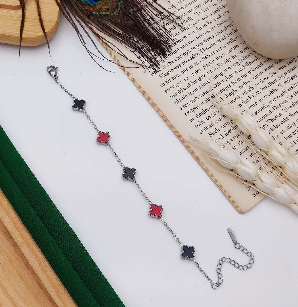Chivelle Clover Charm Chain Bracelet
